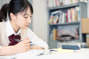 私の母が最初に手に取りました。